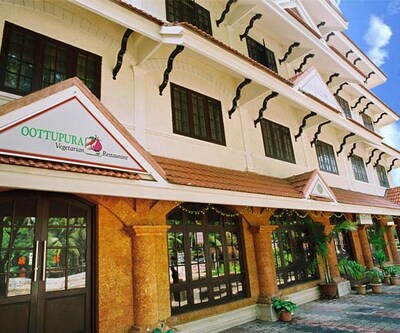 Kovilakom Residency (Opp. MIMS Hospital)